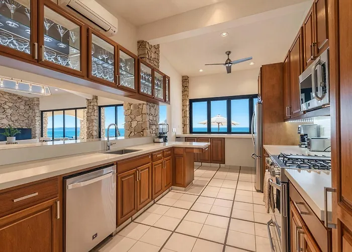 Oceanfront - Heated Pool, Fire Pit & *